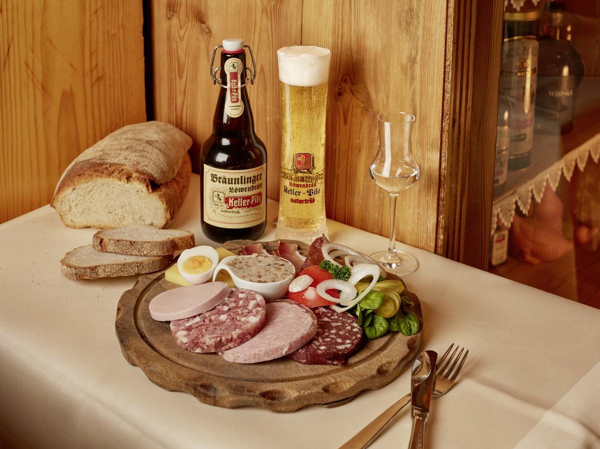 Hotel Restaurant Lindenhof Bräunlingen Extérieur photo